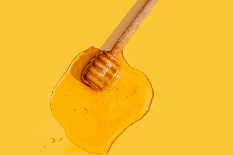 Should honey be boiled in mead making